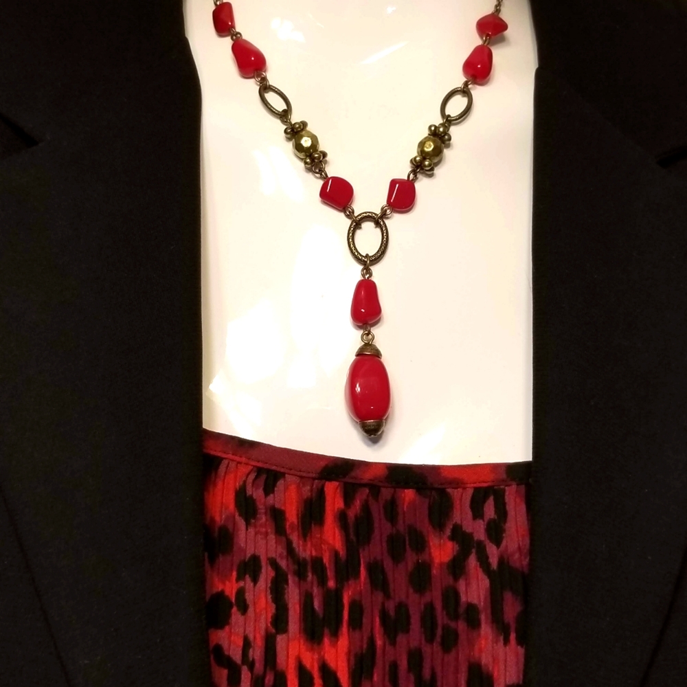 Avon Red Beaded Antiqued Gold Tone Necklace